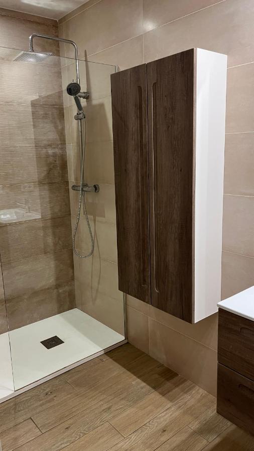 Apartamento En La Playa. Free Parking. Free Wifi L' Escala Luaran gambar